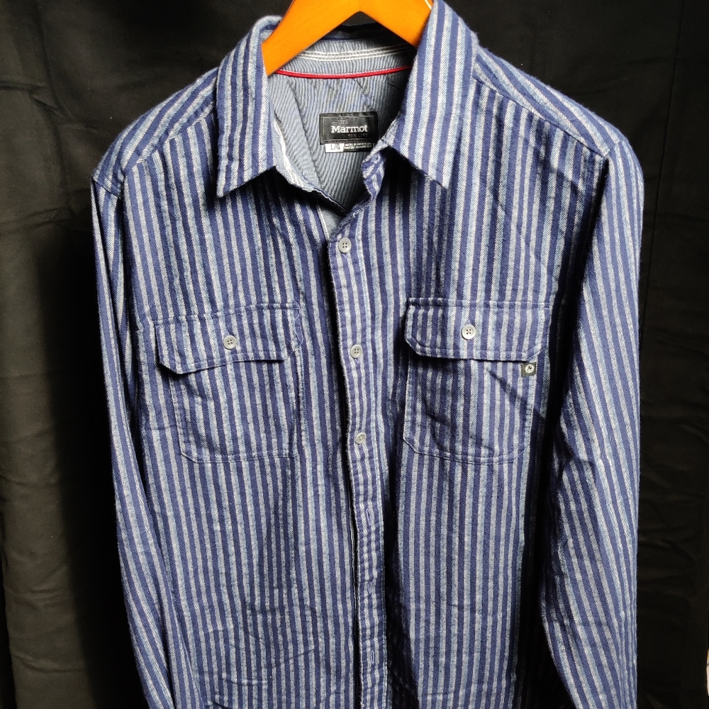 Marmot Men's Lightweight Flannel Size L, blue stripe color